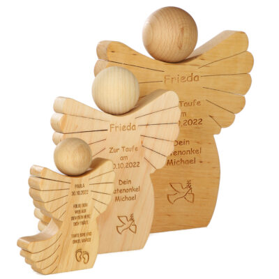 Engel aus Holz mit Gravur zur Taufe, Kommunion oder Geburt